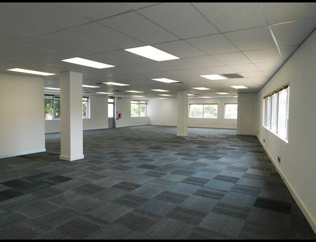 314M² OFFICE TO LET IN ILLOVO